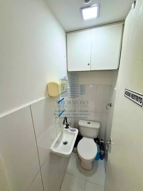 Loja à venda, 33m2 em Centro, Rio De Janeiro - RJ - imagem 5 Foto 5 de Loja à venda, 33m2 em Centro, Rio De Janeiro - RJ