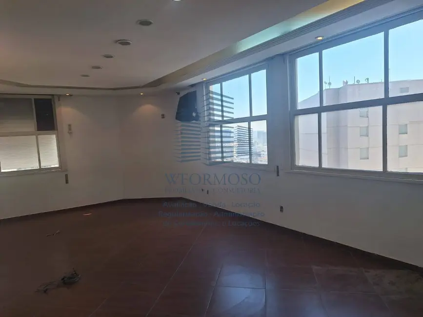 Sala Comercial para alugar, 254m2 em Centro, Rio De Janeiro - RJ - imagem 8 Foto 8 de Sala Comercial para alugar, 254m2 em Centro, Rio De Janeiro - RJ