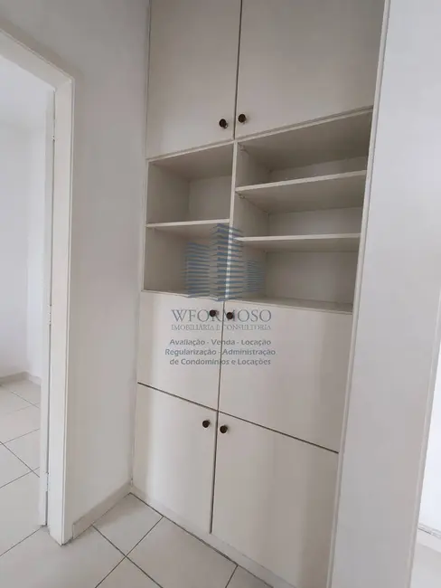 Apartamento com 2 quartos para alugar, 48m2 em Del Castilho, Rio De Janeiro - RJ - imagem 4 Foto 4 de Apartamento com 2 quartos para alugar, 48m2 em Del Castilho, Rio De Janeiro - RJ
