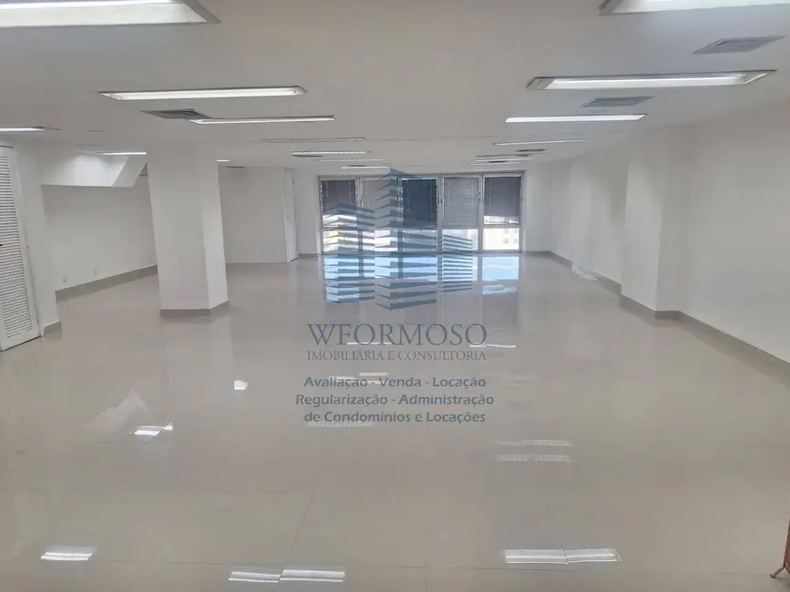 Sala Comercial para alugar, 390m2 em Centro, Rio De Janeiro - RJ - imagem 1 Foto 1 de Sala Comercial para alugar, 390m2 em Centro, Rio De Janeiro - RJ