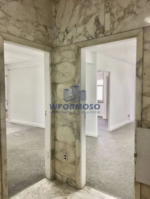 Foto 2 de Sala Comercial à venda e para alugar, 135m2 em Centro, Rio De Janeiro - RJ