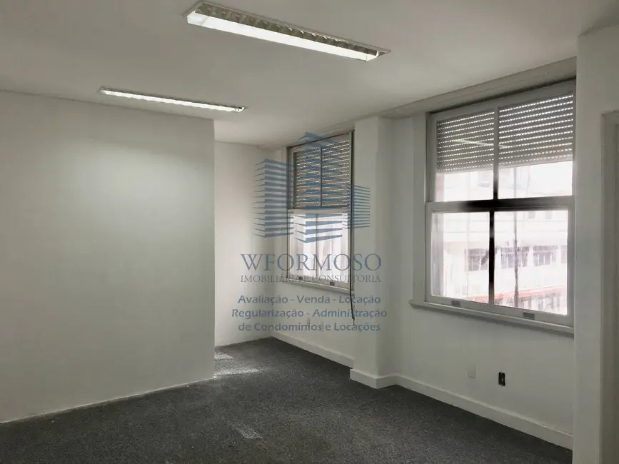 Sala Comercial à venda e para alugar, 135m2 em Centro, Rio De Janeiro - RJ - imagem 5 Foto 5 de Sala Comercial à venda e para alugar, 135m2 em Centro, Rio De Janeiro - RJ