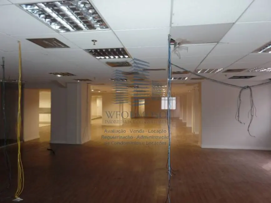 Sala Comercial para alugar, 920m2 em Centro, Rio De Janeiro - RJ - imagem 7 Foto 7 de Sala Comercial para alugar, 920m2 em Centro, Rio De Janeiro - RJ