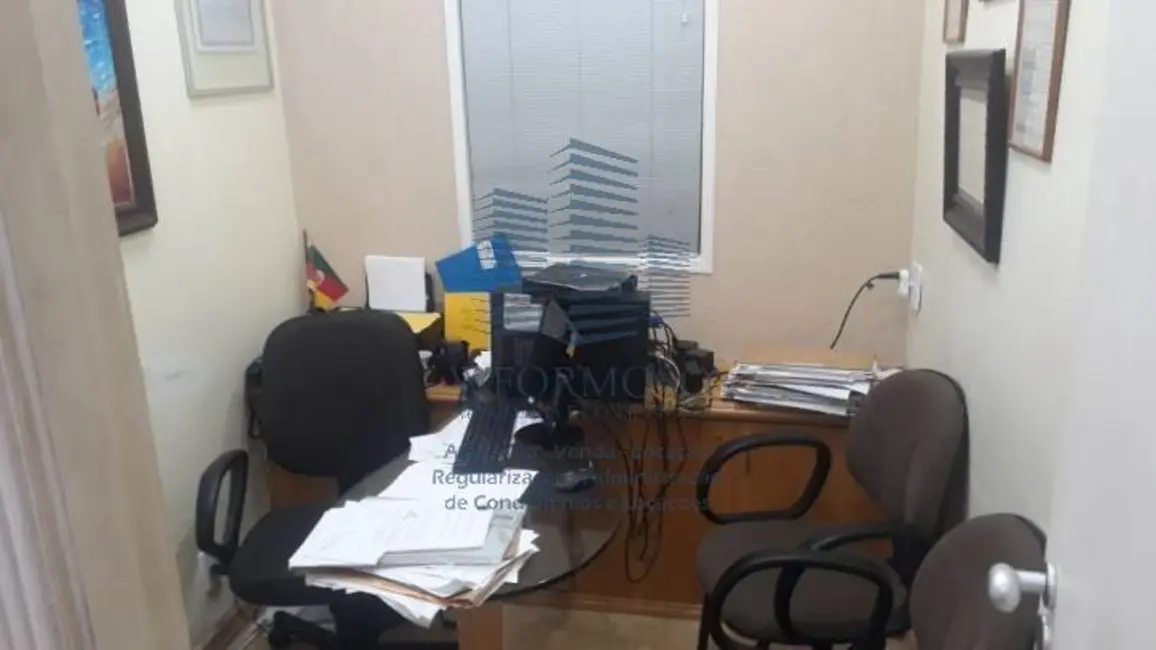 Sala Comercial com 1 quarto à venda, 30m2 em Centro, Rio De Janeiro - RJ - imagem 4 Foto 4 de Sala Comercial com 1 quarto à venda, 30m2 em Centro, Rio De Janeiro - RJ