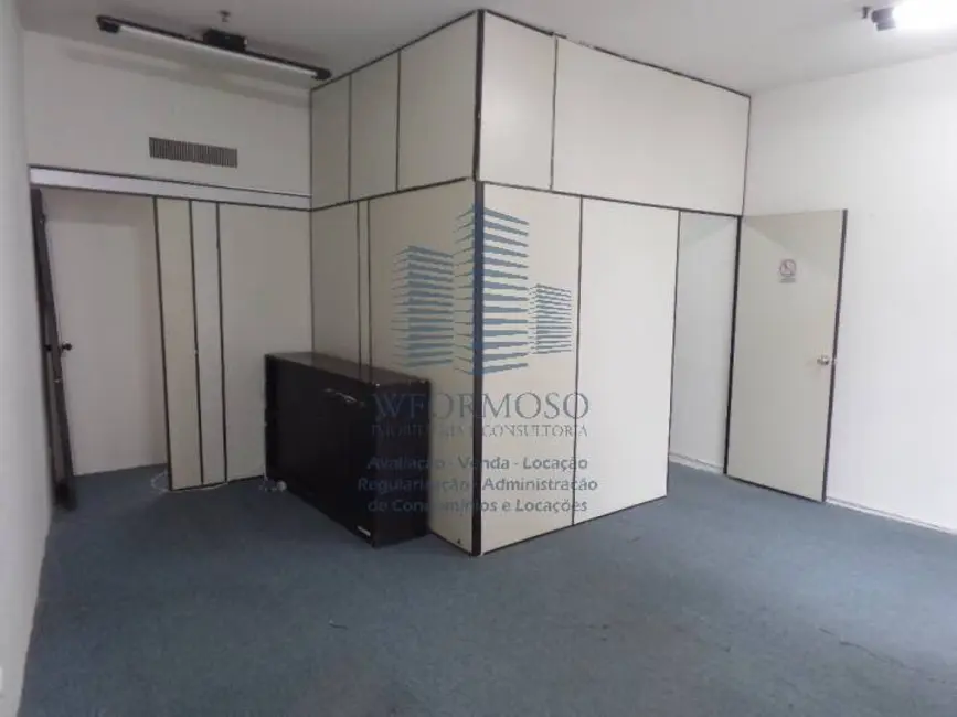 Sala Comercial à venda e para alugar, 41m2 em Centro, Rio De Janeiro - RJ - imagem 3 Foto 3 de Sala Comercial à venda e para alugar, 41m2 em Centro, Rio De Janeiro - RJ