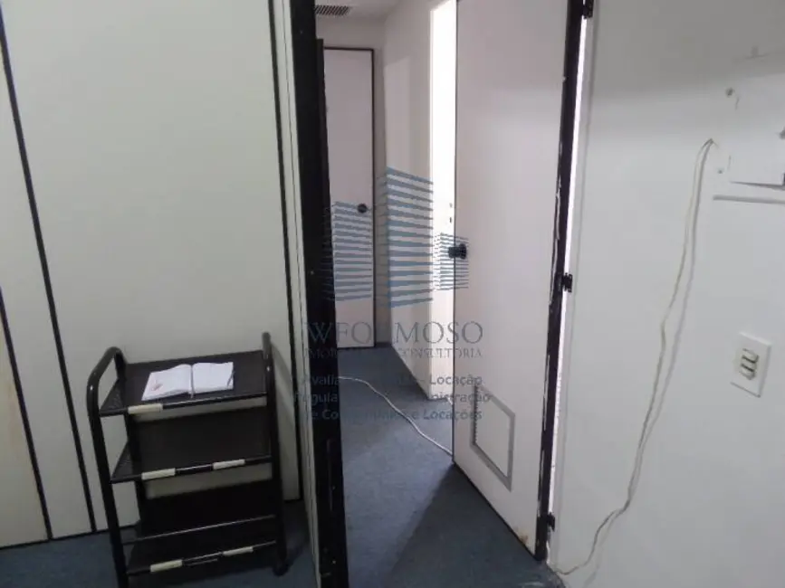 Sala Comercial à venda e para alugar, 41m2 em Centro, Rio De Janeiro - RJ - imagem 9 Foto 9 de Sala Comercial à venda e para alugar, 41m2 em Centro, Rio De Janeiro - RJ