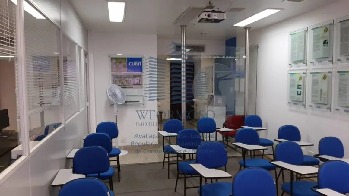 Sala Comercial à venda e para alugar, 65m2 em Centro, Rio De Janeiro - RJ - imagem 4 Foto 4 de Sala Comercial à venda e para alugar, 65m2 em Centro, Rio De Janeiro - RJ