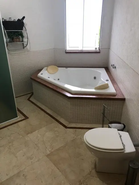 Foto 9 de Casa de Condomínio com 4 quartos à venda, 630m2 em Aruja - SP