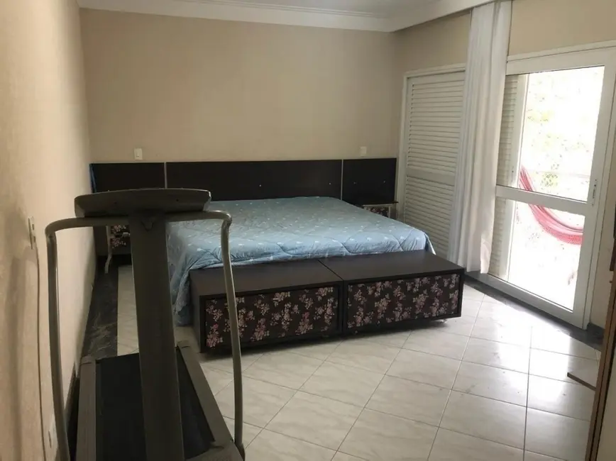 Foto 8 de Casa de Condomínio com 4 quartos à venda, 630m2 em Aruja - SP