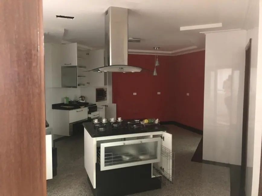 Foto 4 de Casa de Condomínio com 4 quartos à venda, 630m2 em Aruja - SP