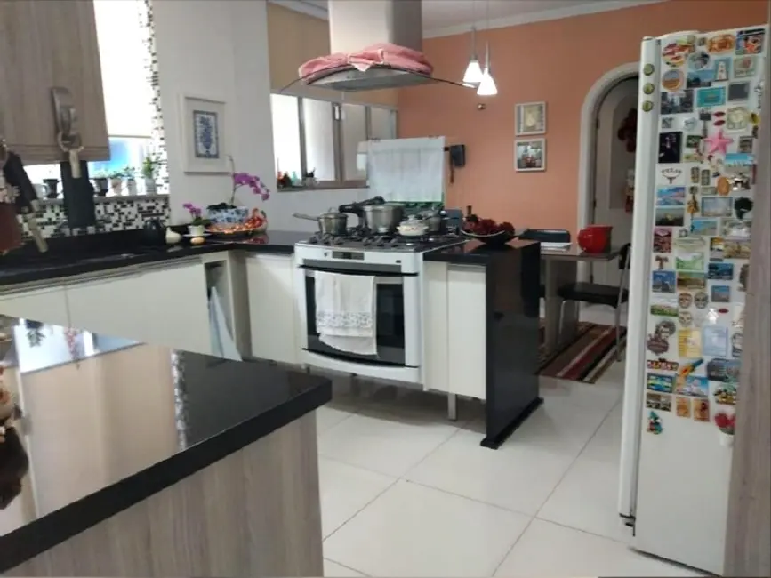 Foto 9 de Casa de Condomínio com 4 quartos à venda, 1040m2 em Arujázinho IV, Aruja - SP