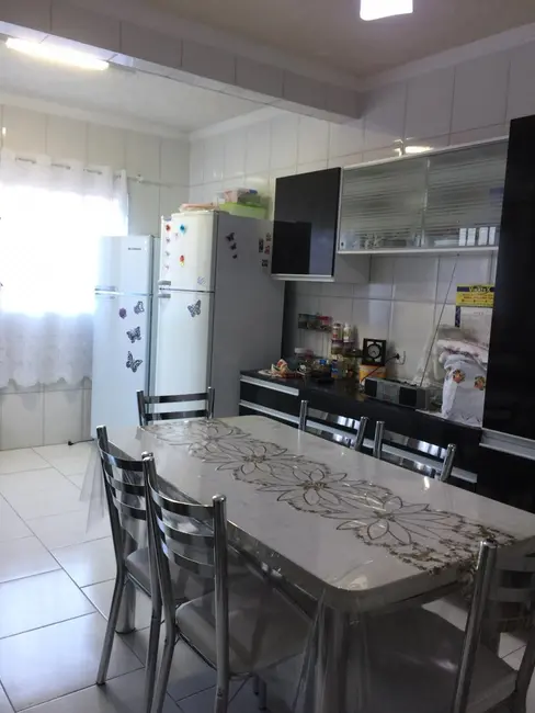 Foto 4 de Casa com 2 quartos à venda, 250m2 em Parque Rodrigo Barreto, Aruja - SP