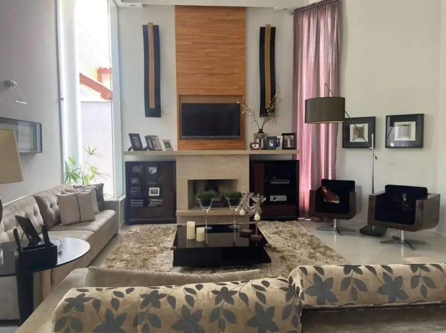 Foto 5 de Casa de Condomínio com 4 quartos à venda, 1000m2 em Caputera, Aruja - SP