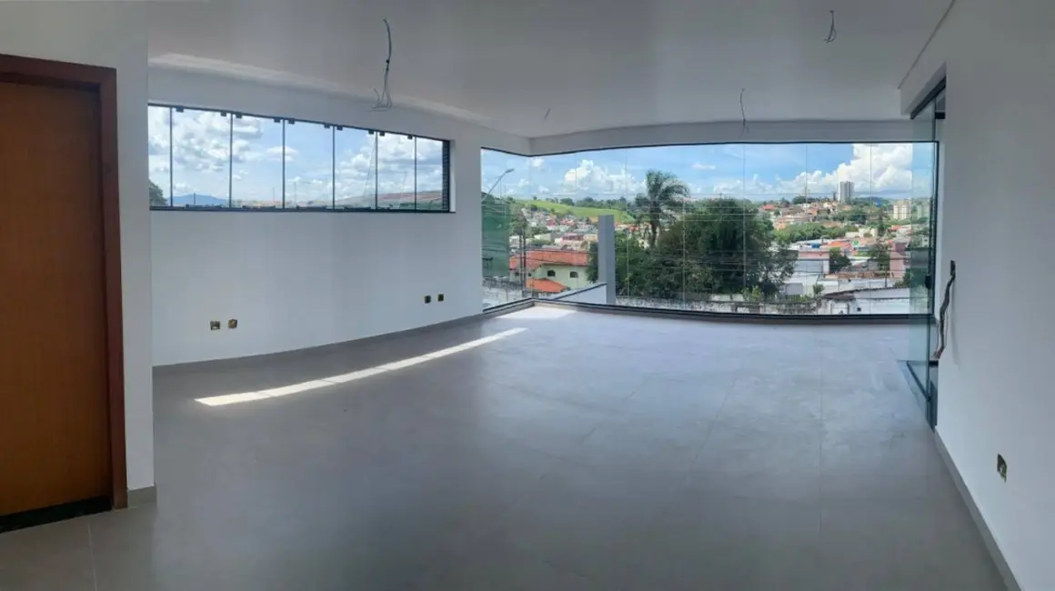 Foto 7 de Sala Comercial para alugar, 300m2 em Jardim Rincão, Aruja - SP