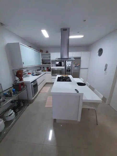 Foto 9 de Casa de Condomínio com 4 quartos à venda, 500m2 em Aruja - SP