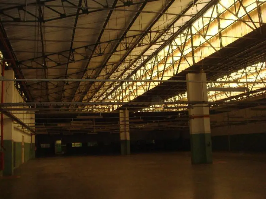 Armazém / Galpão para alugar em Centro, Jacarei - SP - imagem 6 Foto 6 de Armazém / Galpão para alugar em Centro, Jacarei - SP