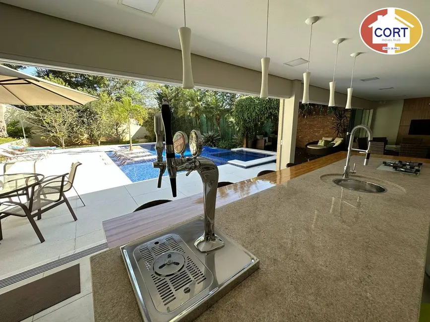 Foto 5 de Casa de Condomínio com 5 quartos à venda e para alugar, 1057m2 em Jardim Planalto, Aruja - SP