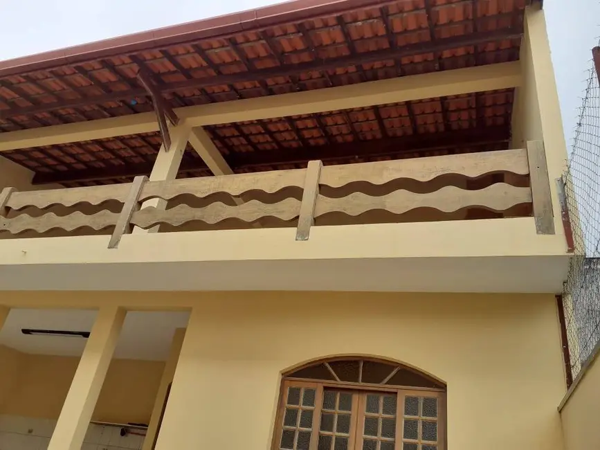 Foto 5 de Casa com 6 quartos à venda, 300m2 em Jordanópolis, Aruja - SP