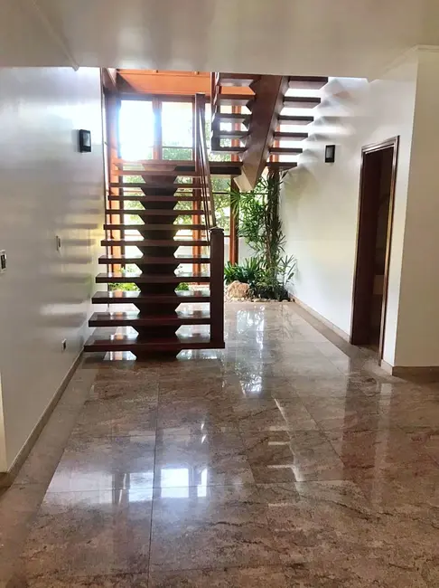 Foto 3 de Casa de Condomínio com 4 quartos à venda, 1450m2 em Caputera, Aruja - SP