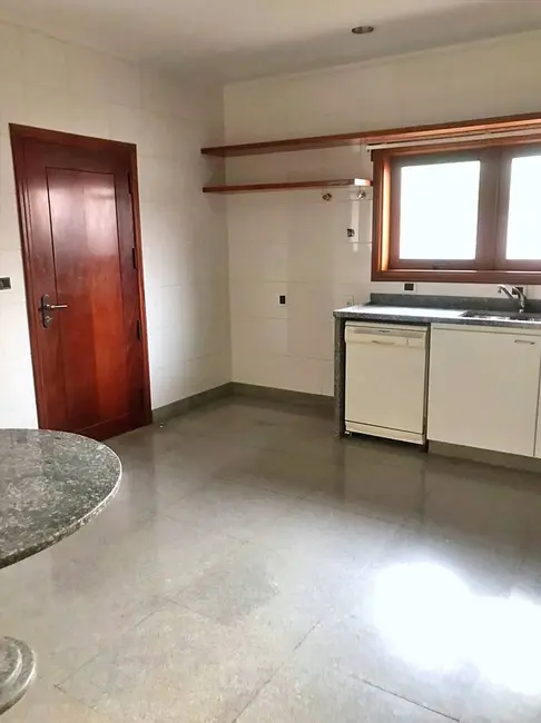 Foto 6 de Casa de Condomínio com 4 quartos à venda, 1450m2 em Caputera, Aruja - SP