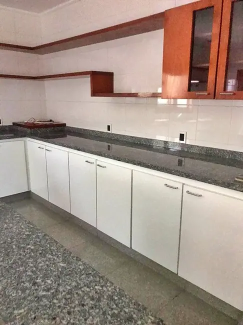 Foto 8 de Casa de Condomínio com 4 quartos à venda, 1450m2 em Caputera, Aruja - SP