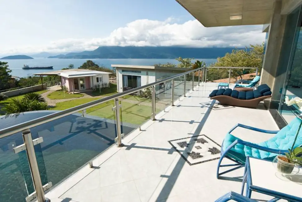 Foto 3 de Casa com 8 quartos à venda, 1920m2 em Ilhabela - SP