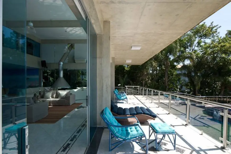 Foto 4 de Casa com 8 quartos à venda, 1920m2 em Ilhabela - SP