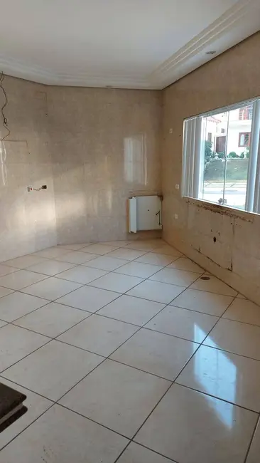 Foto 8 de Casa de Condomínio com 3 quartos à venda, 375m2 em Arujá Country Club, Itaquaquecetuba - SP