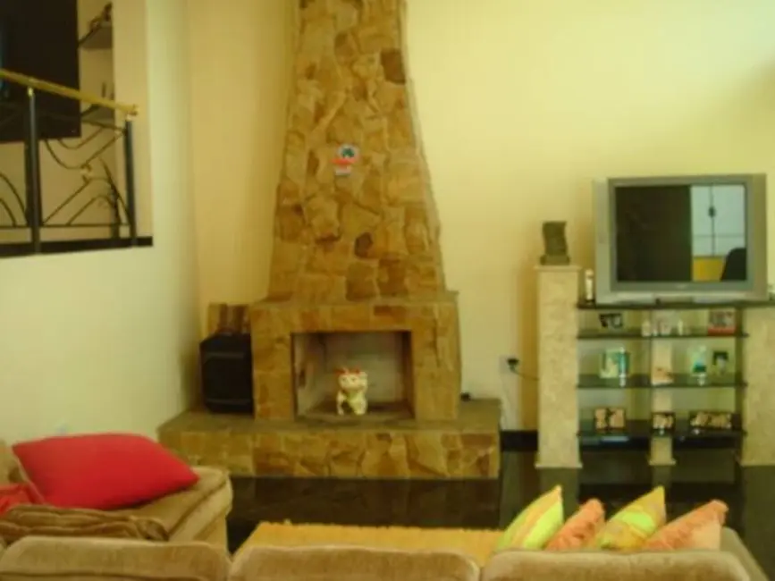 Foto 6 de Casa de Condomínio com 4 quartos à venda e para alugar, 761m2 em Aruja - SP