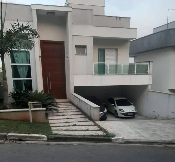 Casa de Condomínio com 4 quartos à venda, 300m2 em Aruja - SP - imagem 1 Foto 1 de Casa de Condomínio com 4 quartos à venda, 300m2 em Aruja - SP