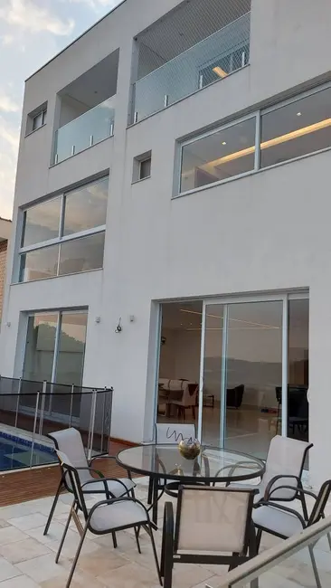 Foto 9 de Casa de Condomínio com 3 quartos à venda e para alugar, 375m2 em Arujá Country Club, Aruja - SP