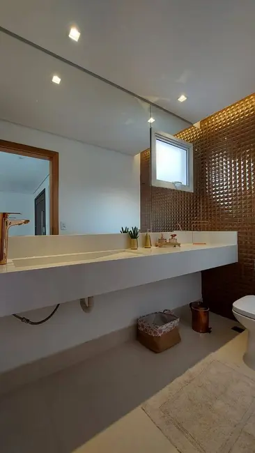 Foto 7 de Casa de Condomínio com 3 quartos à venda e para alugar, 375m2 em Arujá Country Club, Aruja - SP