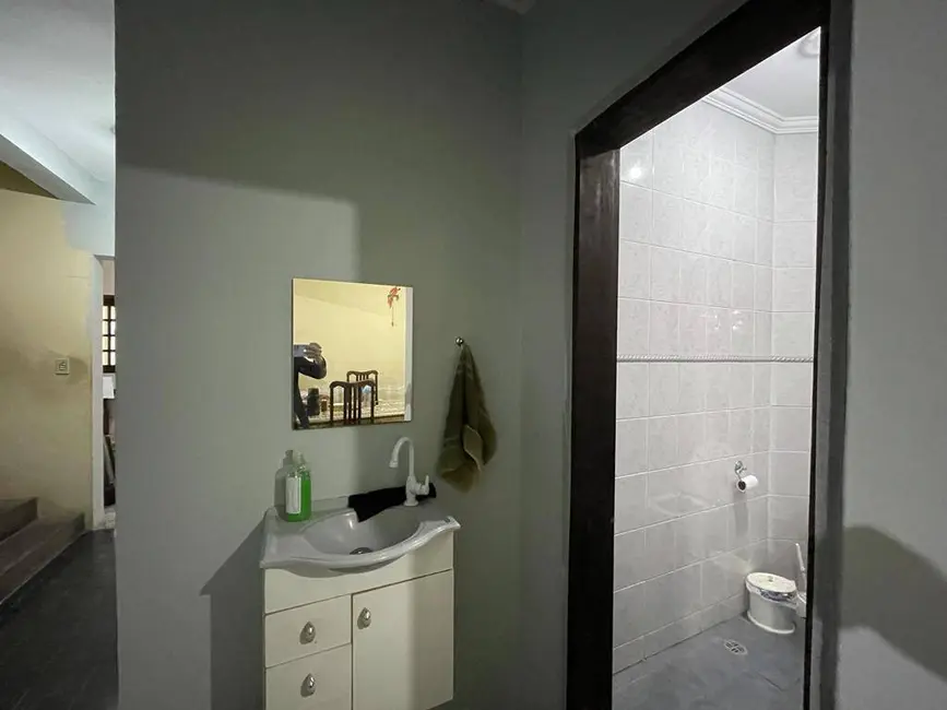 Casa com 4 quartos à venda, 300m2 em Jordanópolis, Aruja - SP - imagem 9 Foto 9 de Casa com 4 quartos à venda, 300m2 em Jordanópolis, Aruja - SP