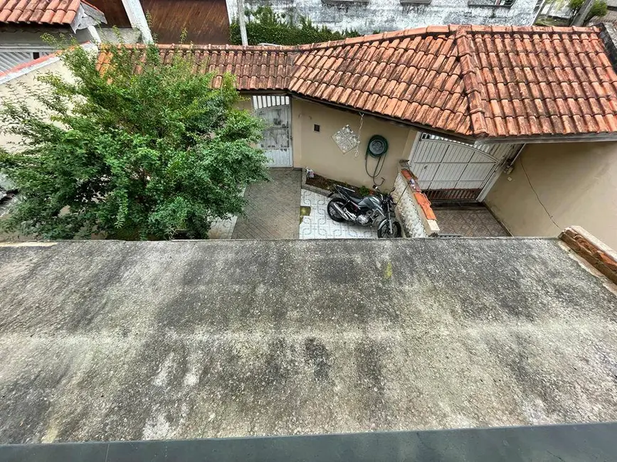 Casa com 4 quartos à venda, 300m2 em Jordanópolis, Aruja - SP - imagem 2 Foto 2 de Casa com 4 quartos à venda, 300m2 em Jordanópolis, Aruja - SP