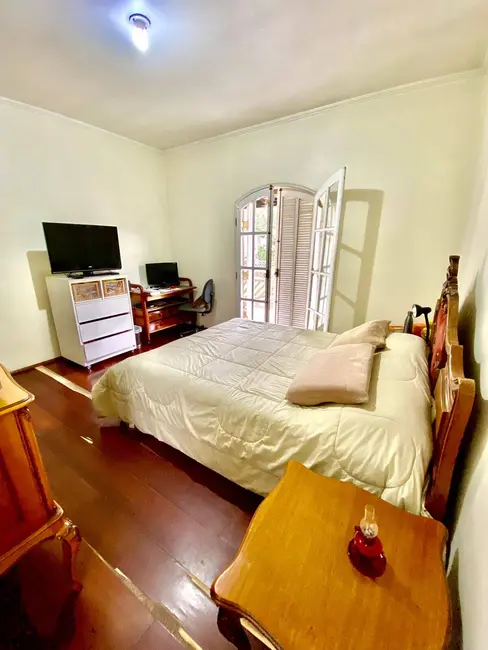 Foto 6 de Casa com 3 quartos à venda, 1031m2 em Vila Pilar, Aruja - SP