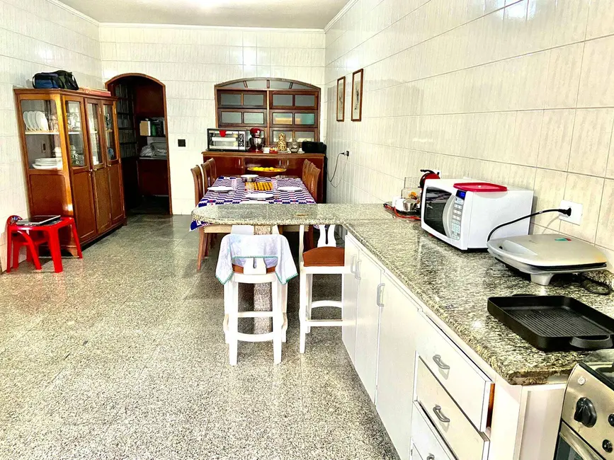 Foto 4 de Casa com 3 quartos à venda, 1031m2 em Vila Pilar, Aruja - SP