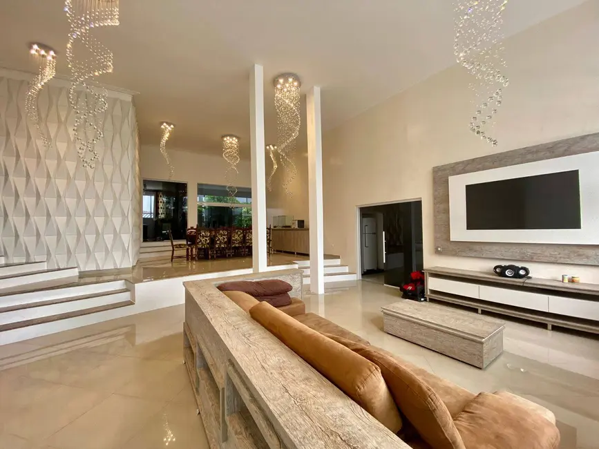 Foto 2 de Casa de Condomínio com 4 quartos à venda, 1100m2 em Arujázinho I, II e III, Aruja - SP