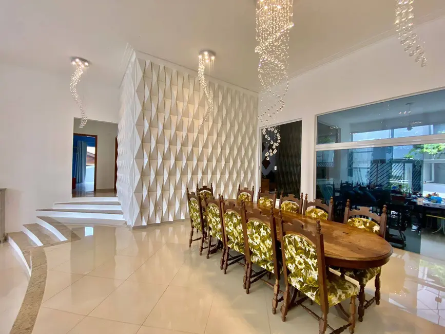 Foto 5 de Casa de Condomínio com 4 quartos à venda, 1100m2 em Arujázinho I, II e III, Aruja - SP