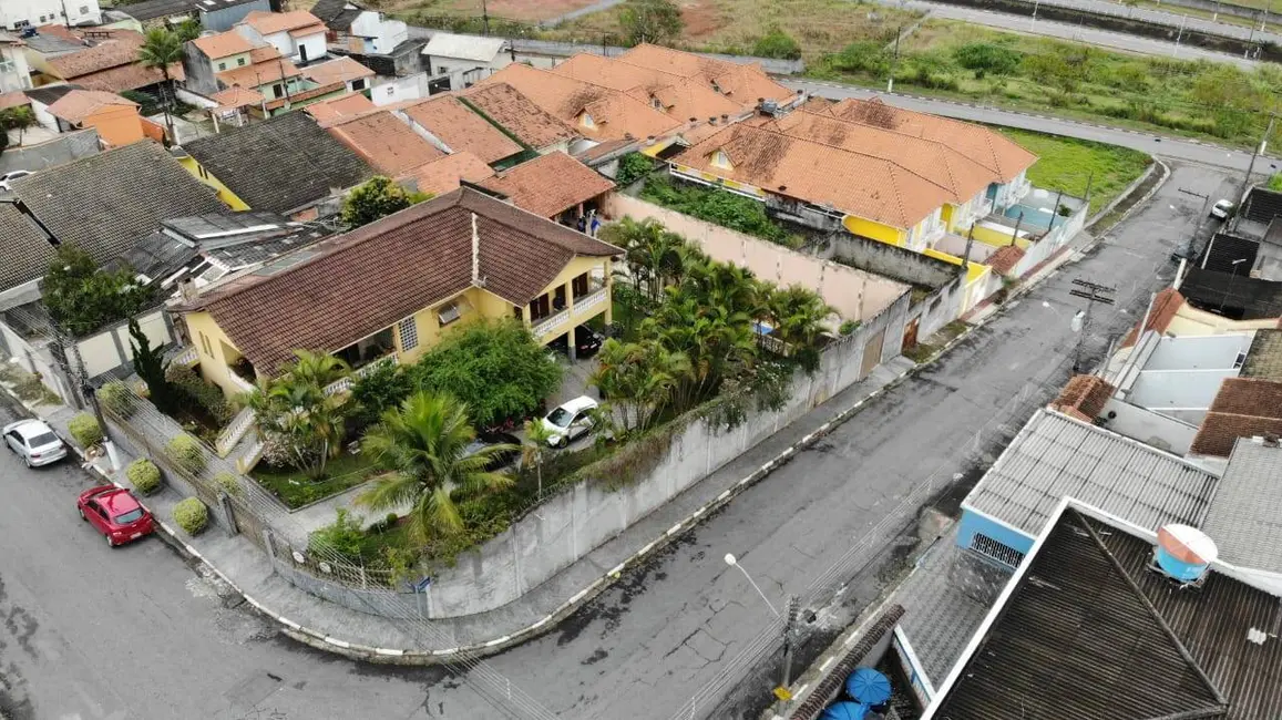 Foto 2 de Casa com 4 quartos à venda, 1040m2 em Jordanópolis, Aruja - SP