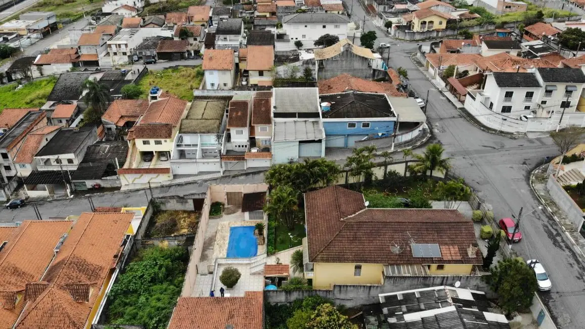 Foto 8 de Casa com 4 quartos à venda, 1040m2 em Jordanópolis, Aruja - SP