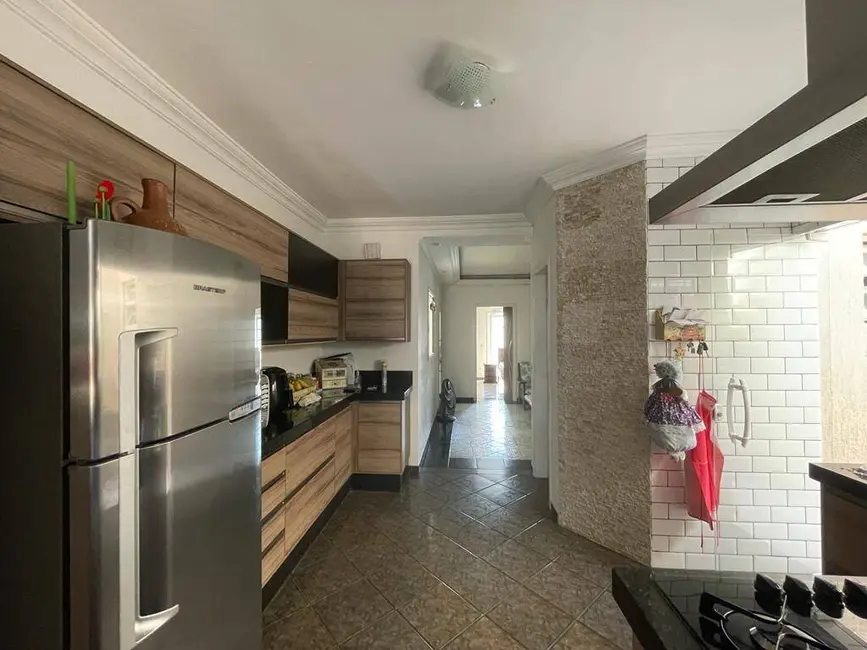 Foto 3 de Casa com 9 quartos à venda, 125m2 em Jardim Fazenda Rincão, Aruja - SP