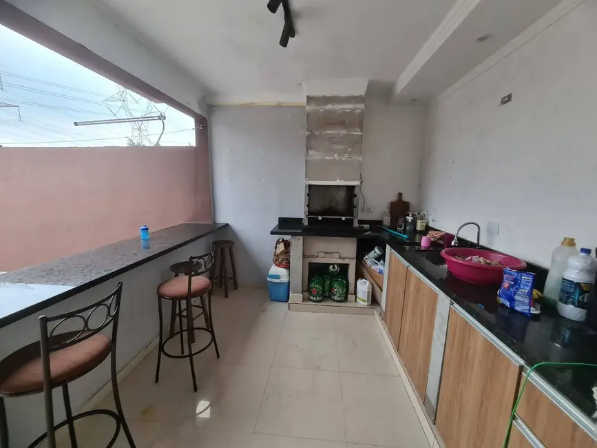 Foto 6 de Casa com 2 quartos à venda, 250m2 em Parque Rodrigo Barreto, Aruja - SP