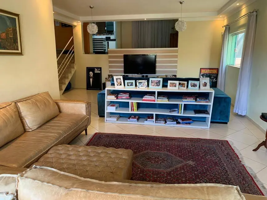 Foto 5 de Casa de Condomínio com 4 quartos à venda em Aruja - SP