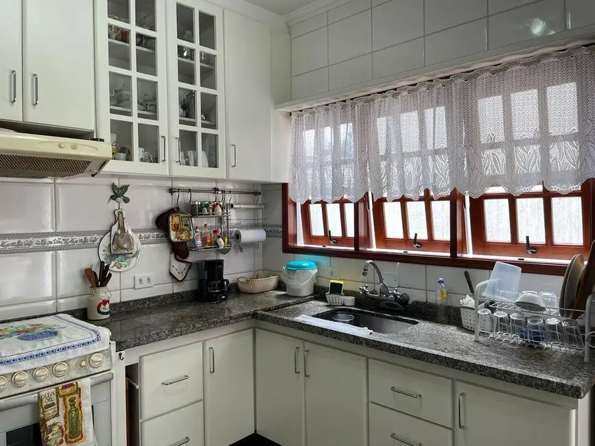 Foto 9 de Casa de Condomínio com 3 quartos à venda e para alugar, 300m2 em Jardim Fazenda Rincão, Aruja - SP