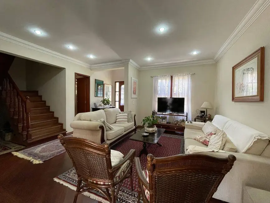 Foto 6 de Casa de Condomínio com 3 quartos à venda e para alugar, 300m2 em Jardim Fazenda Rincão, Aruja - SP