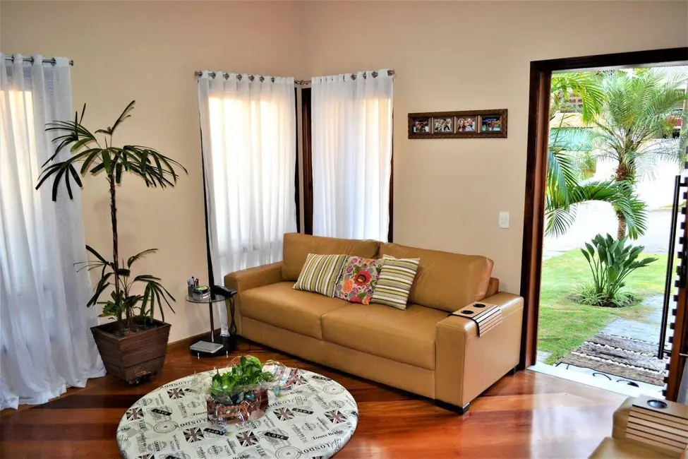 Foto 4 de Casa de Condomínio com 3 quartos à venda, 300m2 em Jardim Fazenda Rincão, Aruja - SP