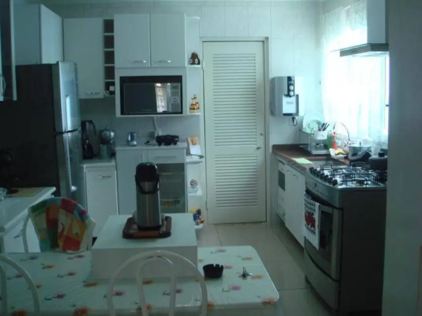 Foto 8 de Casa de Condomínio com 3 quartos à venda, 300m2 em Arujá Country Club, Aruja - SP