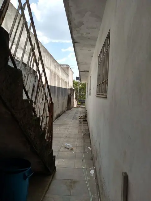 Foto 7 de Casa com 2 quartos à venda, 299m2 em Jardim Planalto, Aruja - SP