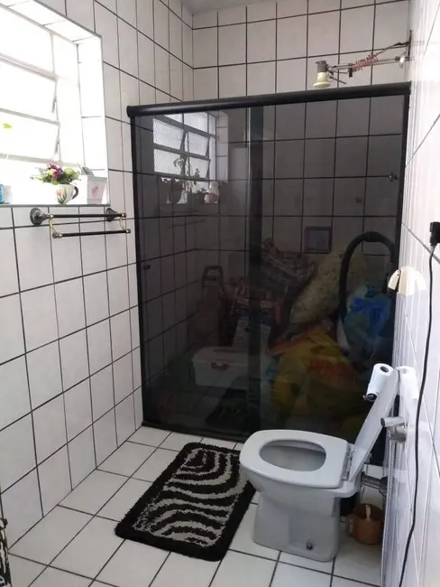 Foto 5 de Casa com 2 quartos à venda, 299m2 em Jardim Planalto, Aruja - SP