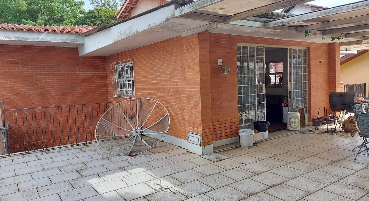 Foto 5 de Casa de Condomínio à venda, 1000m2 em Arujázinho IV, Aruja - SP